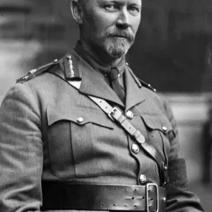 General Christiaan Smuts, OM, CH, ED, KC, FRS, [1] PC (24 May 1870 e 11 September 1950