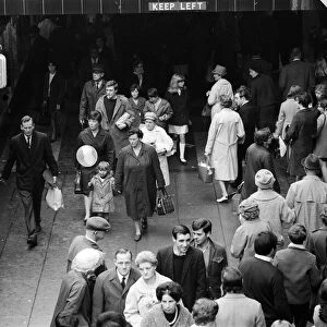 General scenes around the Bull Ring centre in Birmingham, West Midlands. 4th October 1967