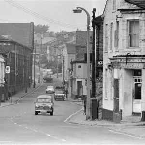 General scenes of Lumb Lane, Bradford, West Yorkshire. 17th September 1971 General scenes of Lumb Lane, Bradford, West Yorkshire. 17th September 1971