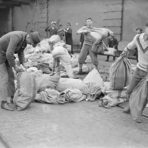 General Strike May 1926 Undergraduates at Dover help with the continental mail General Strike May 1926 Undergraduates at Dover help with the continental mail
