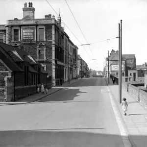 Vue générale de la rue Bute, Cardiff, 13 avril 1952. Vue générale de la rue Bute, Cardiff, 13 avril 1952.