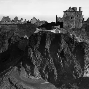 General view of the ruined medieval fortress of Dunnottar Castle near Stonehaven General view of the ruined medieval fortress of Dunnottar Castle near Stonehaven