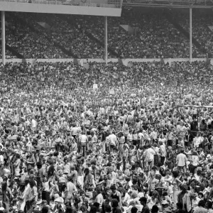 General view showing the thousands of fans at the Midsummer Music concert at Wembley
