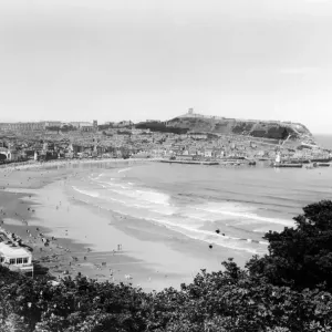 General view across South Bay in Scarborough, Yorkshire. 13th July 1937 General view across South Bay in Scarborough, Yorkshire. 13th July 1937