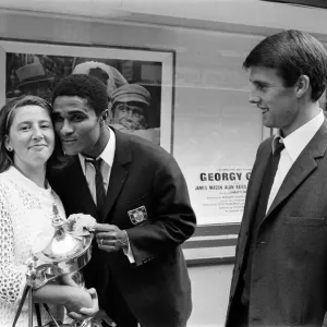 Geoff Hurst, le héros du triplé de l'équipe anglaise championne en 1966.