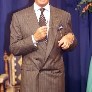 George Hamilton actor on the set at LWT studios Nov 1998 George Hamilton actor on the set at LWT studios Nov 1998