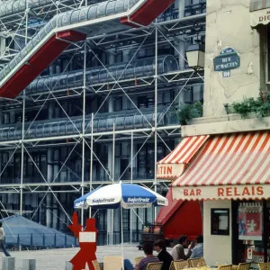 Georges Pompidou Centre, Paris, France. August 1977 Georges Pompidou Centre, Paris, France. August 1977