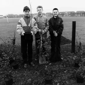 Gilbrook School, Eston, Redcar and Cleveland, North Yorkshire. 27th March 1990 Gilbrook School, Eston, Redcar and Cleveland, North Yorkshire. 27th March 1990