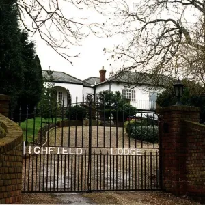 Gillian Taylor, Schauspielerin von EastEnders und Geoff Knight aus Nazeing im Essex Databasen