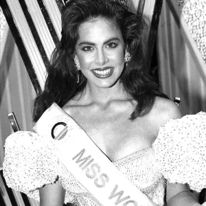 Gina Tolleson Miss World 1990 Print