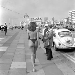 Glamour model Felicity Jane wearing the Thong in Brighton (Saturday) Glamour model Felicity Jane wearing the Thong in Brighton (Saturday)