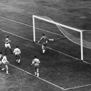 Glasgow Rangers 5 gegen Morton 0, Endspiel der schottischen Fußballmeisterschaft im Wettbewerb um den Schottish League Cup am Hampden Park Glasgow Rangers 5 gegen Morton 0, Endspiel der schottischen Fußballmeisterschaft im Wettbewerb um den Schottish League Cup am Hampden Park