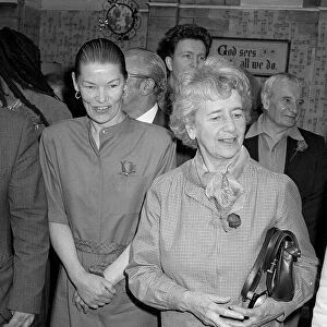 GLENDA JACKSON WITH PEGGY ASHCROFT - 29 / 05 / 1987