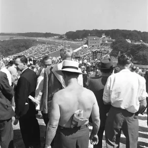 Glorious Goodwood 1963 A racegoers on The Trundle Glorious Goodwood 1963 A racegoers on The Trundle