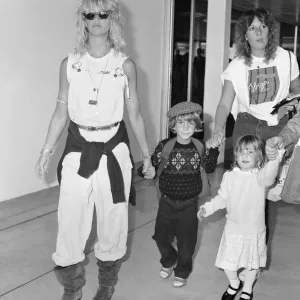 Goldie Hawn, attrice americana con figlio Oliver e figlia Kate.