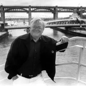 Former Goon Sir Harry Secombe pictured on Tynesides floating nightspot Former Goon Sir Harry Secombe pictured on Tynesides floating nightspot