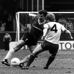 Graeme Souness Football Player Liverpool 31st March 1984 takes on Kenny Jackett in Graeme Souness Football Player Liverpool 31st March 1984 takes on Kenny Jackett in