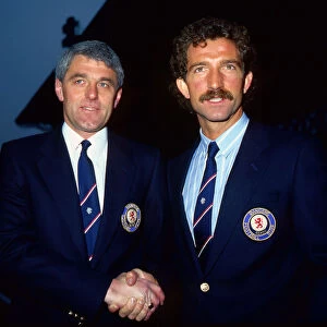 Graeme Souness shaking hands with Walter Smith 1987