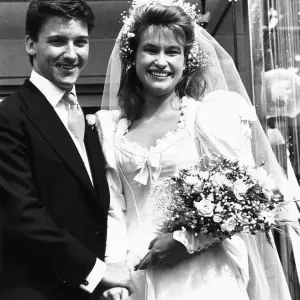 Graham Clempson mit seiner neuen Braut, der Fernsehmoderatorin Emma Forbes, auf ihrem Hochzeitstag Graham Clempson mit seiner neuen Braut, der Fernsehmoderatorin Emma Forbes, auf ihrem Hochzeitstag