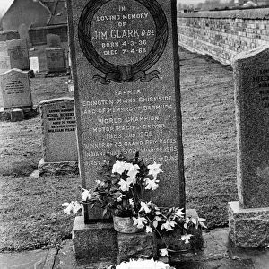 The gravestone of Jim Clark racing driver