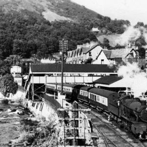 Foxcote Manor Steam Locomotive Print, circa 1955 Foxcote Manor Steam Locomotive Print, circa 1955