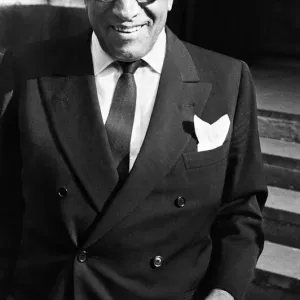 Aristotle Onassis at London Law Courts Print, 1967 Aristotle Onassis at London Law Courts Print, 1967