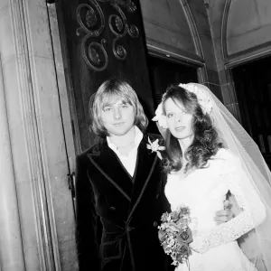 Greg Lake (25 year old pop singer) marries German model Regina Bottcher (21 Greg Lake (25 year old pop singer) marries German model Regina Bottcher (21