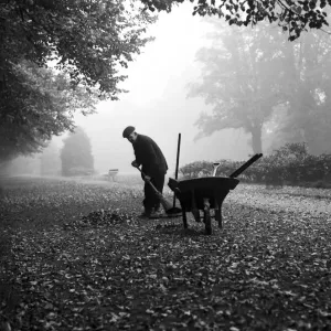 One of the Groundsmen at War Memorial Park, Coventry Print
