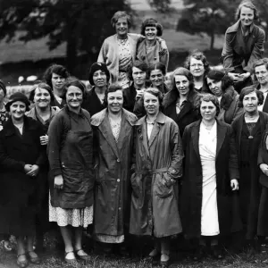 A group of happy campers in the camp at Sparty Lea for the wives of Tyneside unemployed A group of happy campers in the camp at Sparty Lea for the wives of Tyneside unemployed