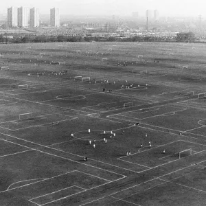 Hackney Marshes - uno de los lugares más grandes y mejor conocidos para fútbol amateur en Londres - puede. Hackney Marshes - uno de los lugares más grandes y mejor conocidos para fútbol amateur en Londres - puede.