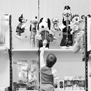 Hamleys Toy Shop, Bull Street, Birmingham, 11th October 1985