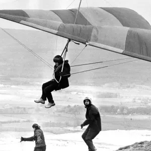 Hang gliding with North Yorks Sail Wing Club in March 1975