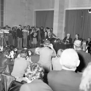 Harold Wilson Resigns Print 1976