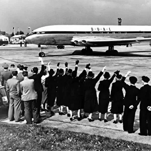 The De Havilland Comet, the worlds first commercial jet airliner to reach production