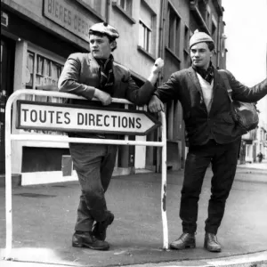 Celtic Fans Hitching to Lisbon European Cup Final Print
