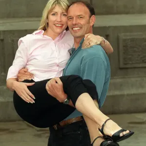 Heather Mills Print with Fiance Chris Terrill July 1999 Heather Mills Print with Fiance Chris Terrill July 1999