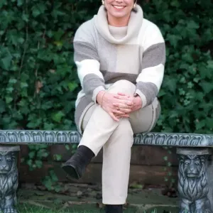 Helen Rollason February 1999 TV Presenter Helen Rollason February 1999 TV Presenter