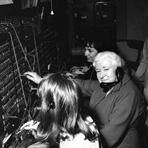 "Hello"girl says goodbye at 79: Telephone operator Florrie Smith is saying