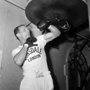 Henry Cooper at Bellingham in training for his 24th February date at Belle Vue Manchester Henry Cooper at Bellingham in training for his 24th February date at Belle Vue Manchester