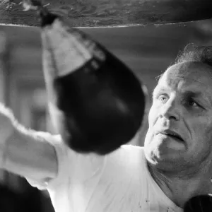 Henry Cooper in training, London. 26th October 1967 Henry Cooper in training, London. 26th October 1967