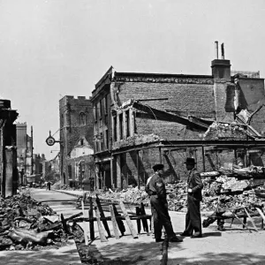 Hight Street, Canterbury, Kent, following an air raid. Circa 1942 Hight Street, Canterbury, Kent, following an air raid. Circa 1942