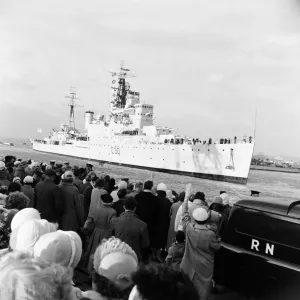 HMS Ceylon, Ceylon class light cruiser of the Royal Navy HMS Ceylon, Ceylon class light cruiser of the Royal Navy