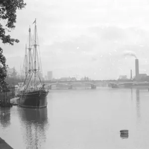 HMS Discovery on the River Thames Circa 1965 HMS Discovery on the River Thames Circa 1965