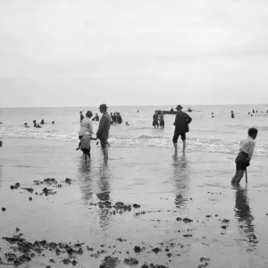 Holiday scenes along the coast in East Sussex, 1921. Tyrell Collection Holiday scenes along the coast in East Sussex, 1921. Tyrell Collection