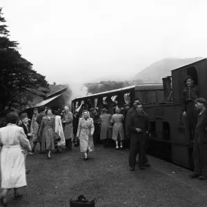 Snowdon Summit Steam Train Print 1952 Snowdon Summit Steam Train Print 1952