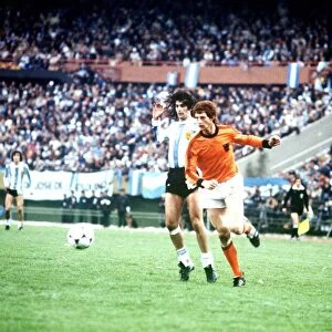Holland v Argentina World Cup Final 1978 Mario Kempes and Brandits
