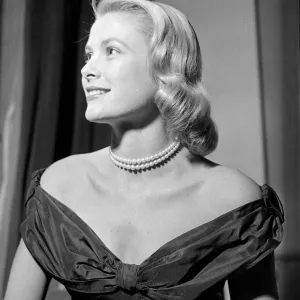 Hollywood actress Grace kelly seen here during her interview with Daily Mirror reporter Hollywood actress Grace kelly seen here during her interview with Daily Mirror reporter