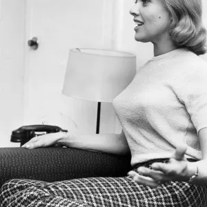 Honor Blackman Print - December 1962