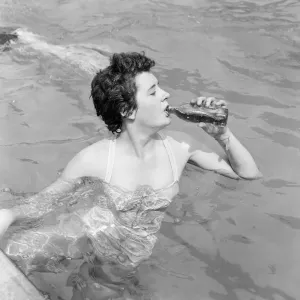 Hot Weather Scenes, Oasis Swimming Pool, Holborn, London, 12th May 1954 Hot Weather Scenes, Oasis Swimming Pool, Holborn, London, 12th May 1954