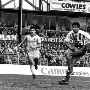 Howard Gayle Scores Second for Sunderland Print 19th April 1986 Howard Gayle Scores Second for Sunderland Print 19th April 1986
